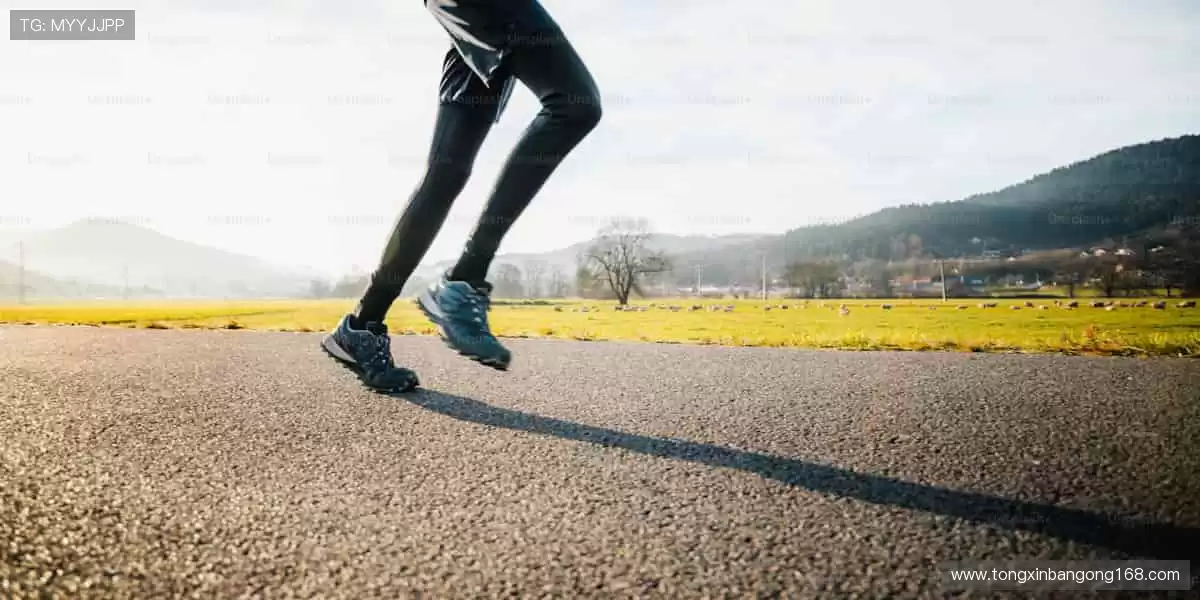 把热爱穿在身上，让每一件周边都成为你的骄傲！👕